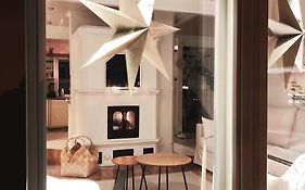 Winter Wonderland Home
